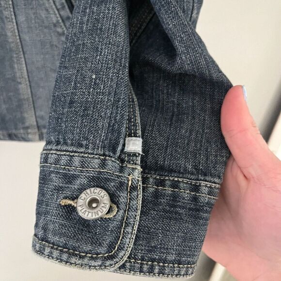 Chicos Platinum Womens Blue Jean Jacket Medium Full Zip Embroidered Floral Vtg - Picture 6 of 9